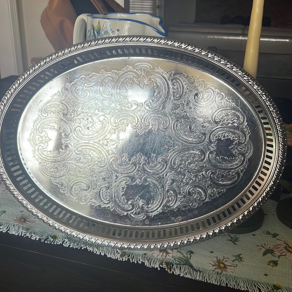 Irvinware Oval Gallery Serving Tray Chrome